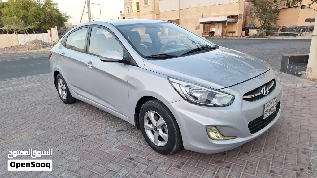 Hyundai Accent Standard