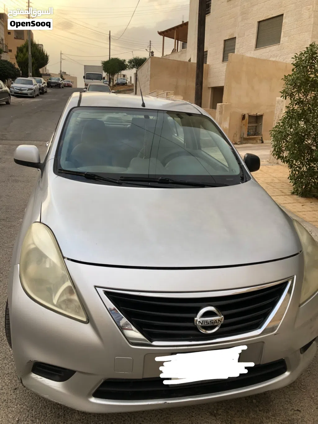 نيسان صني Standard