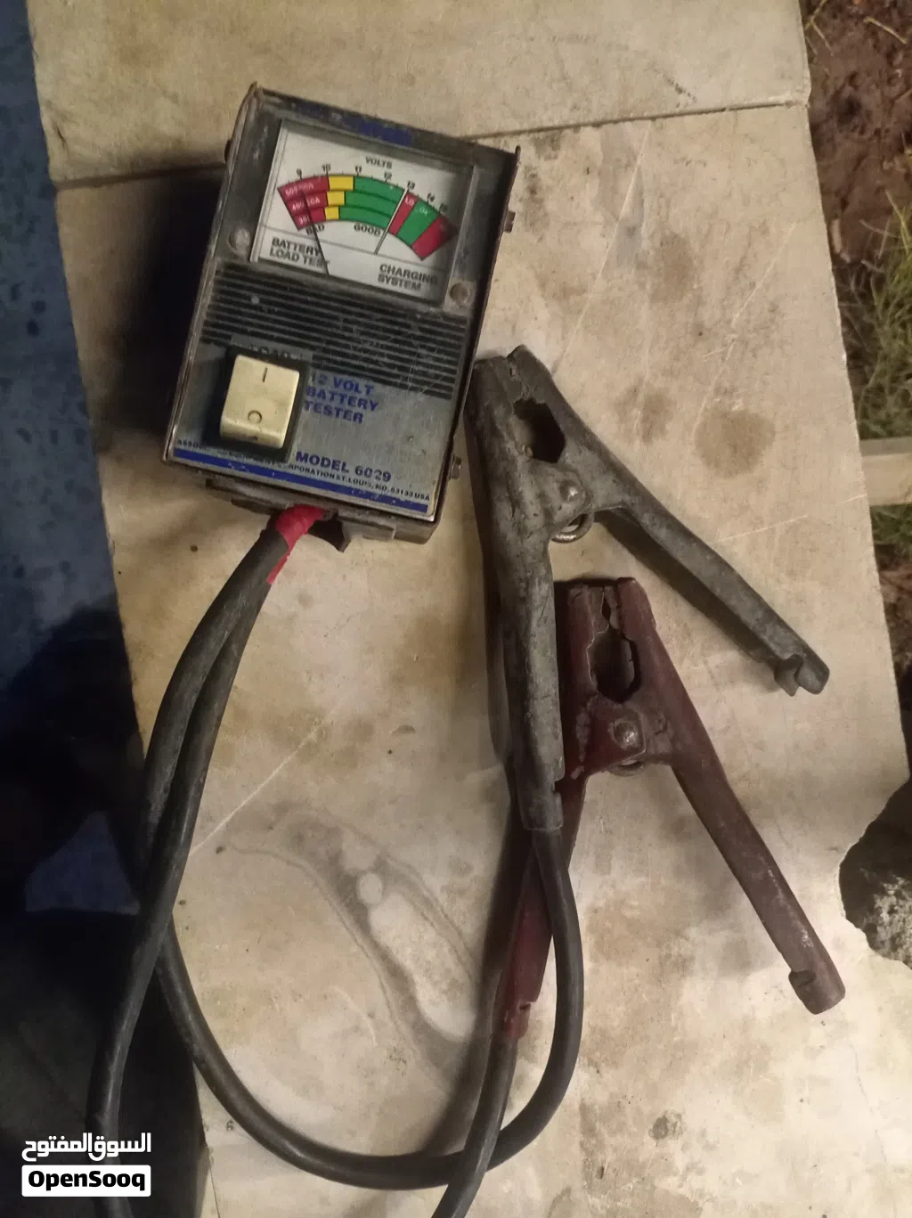 جهاز فحص بطاريات ودينمو