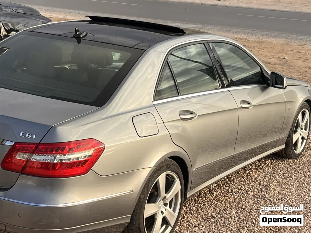 مرسيدس بنز الفئة-E E 250