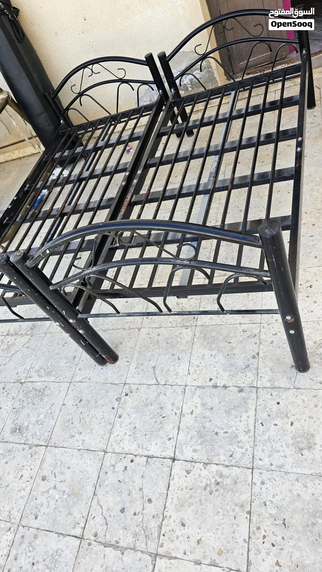 ثلاث اسره حديد للبيع ، جوده ممتازه