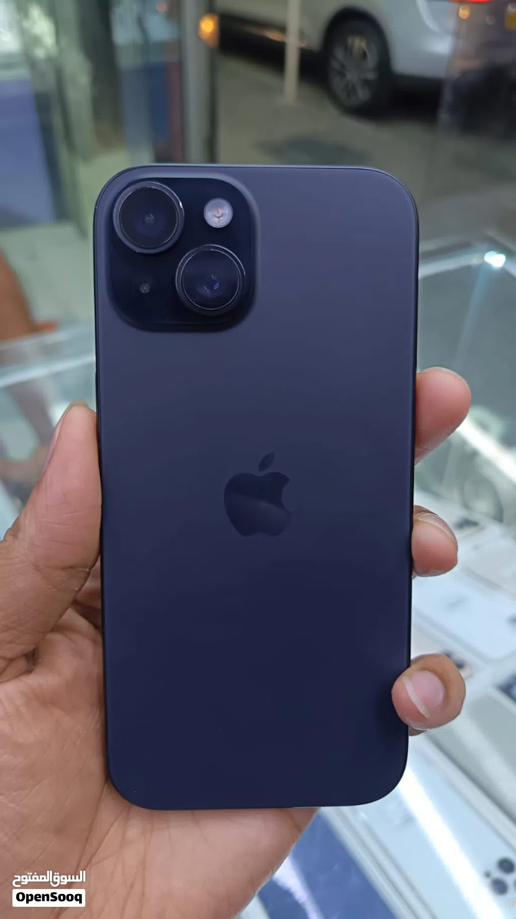 ايفون 15 اسود