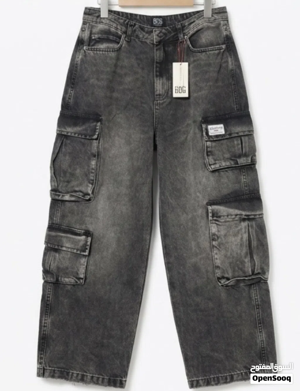 BDG Urban Outfitters baggy cargo jeans