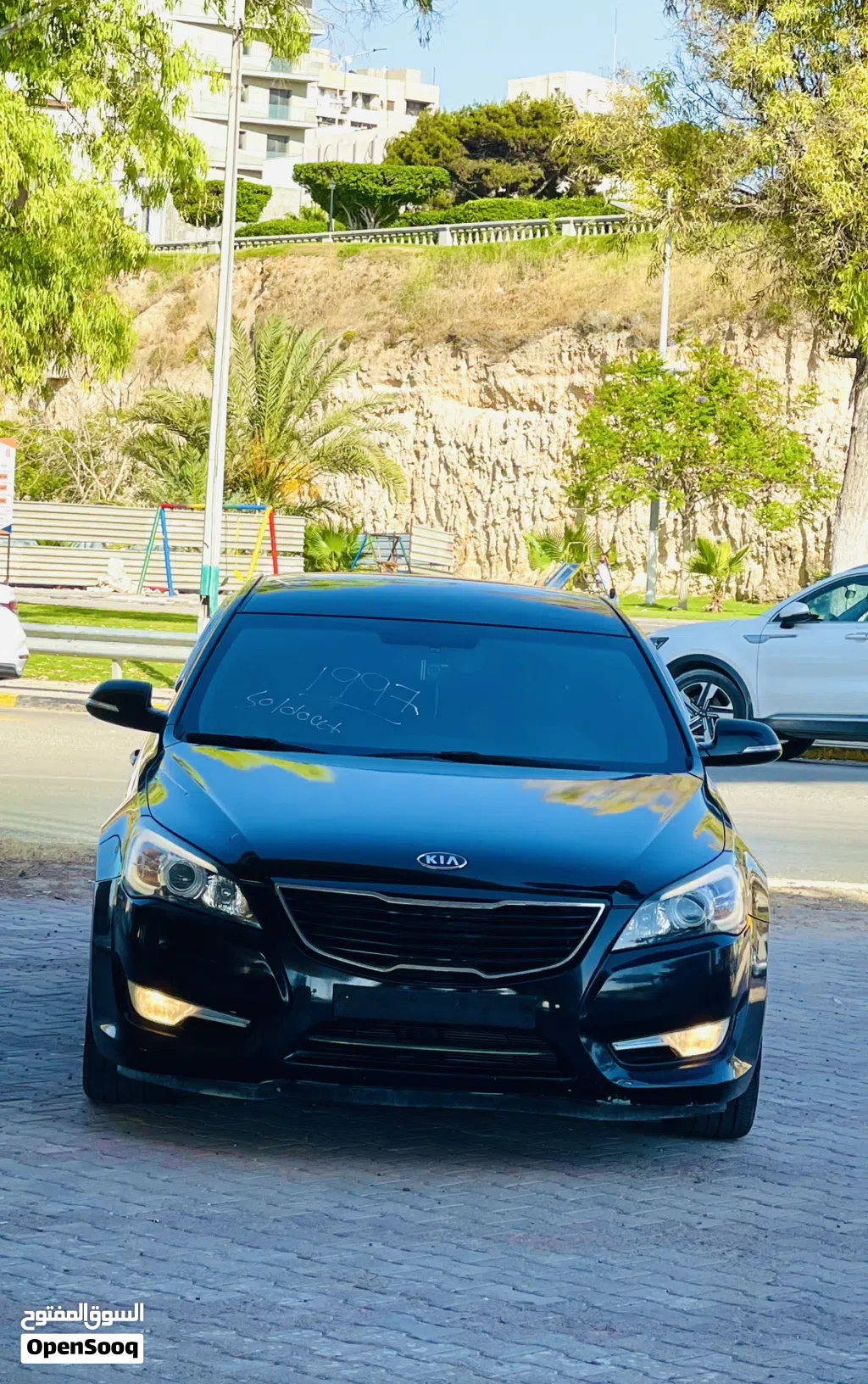 كيا كادينزا Limited
