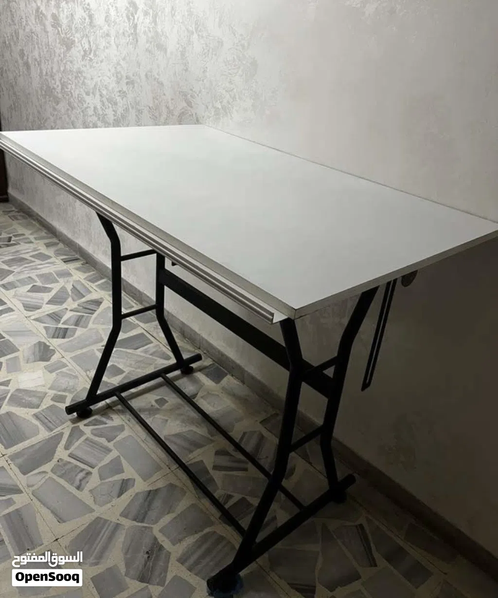 مرسم هندسي للبيع
