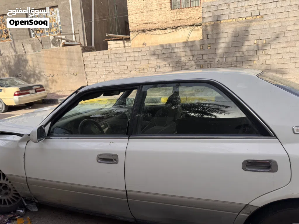 Toyota Crown Standard