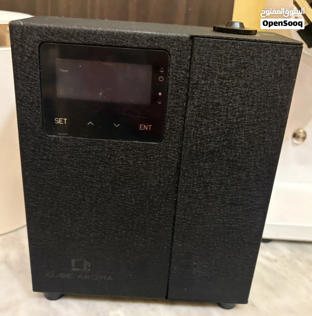 جهاز تعطير الجو بالزيت العطري