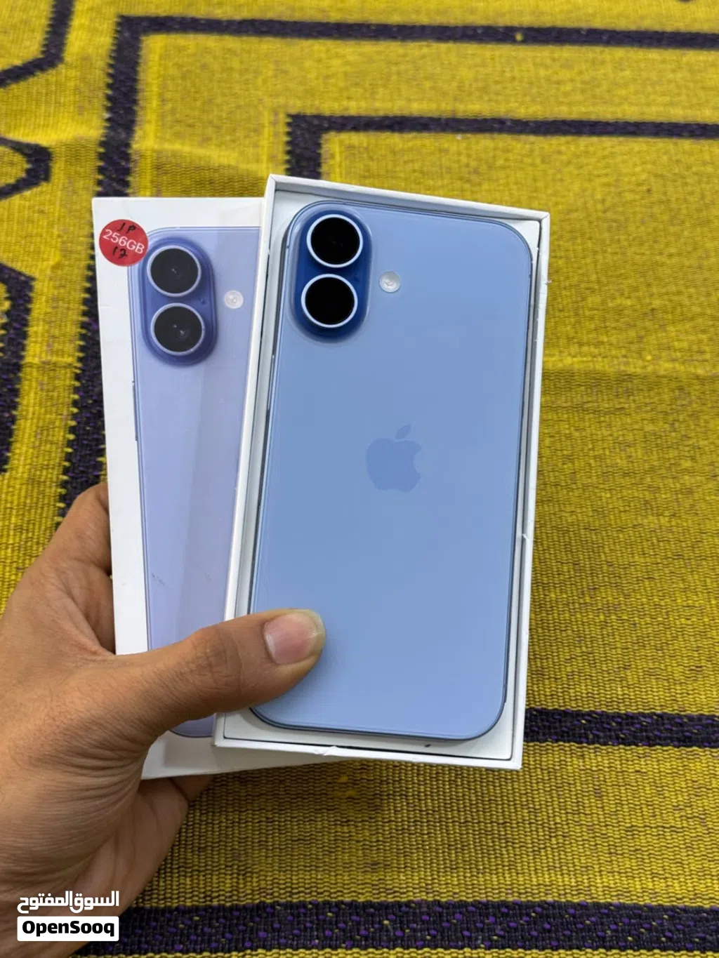 iPhone 17-256 GB 9 months warranty - 100% BH - Best working phone - Good and smooth condition