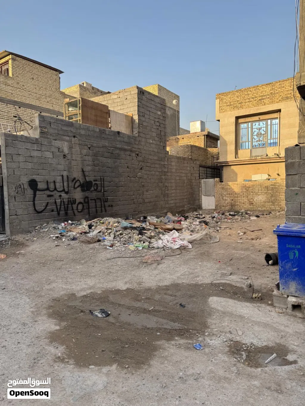 بيت زراعي قرب مجمع السلام السكني