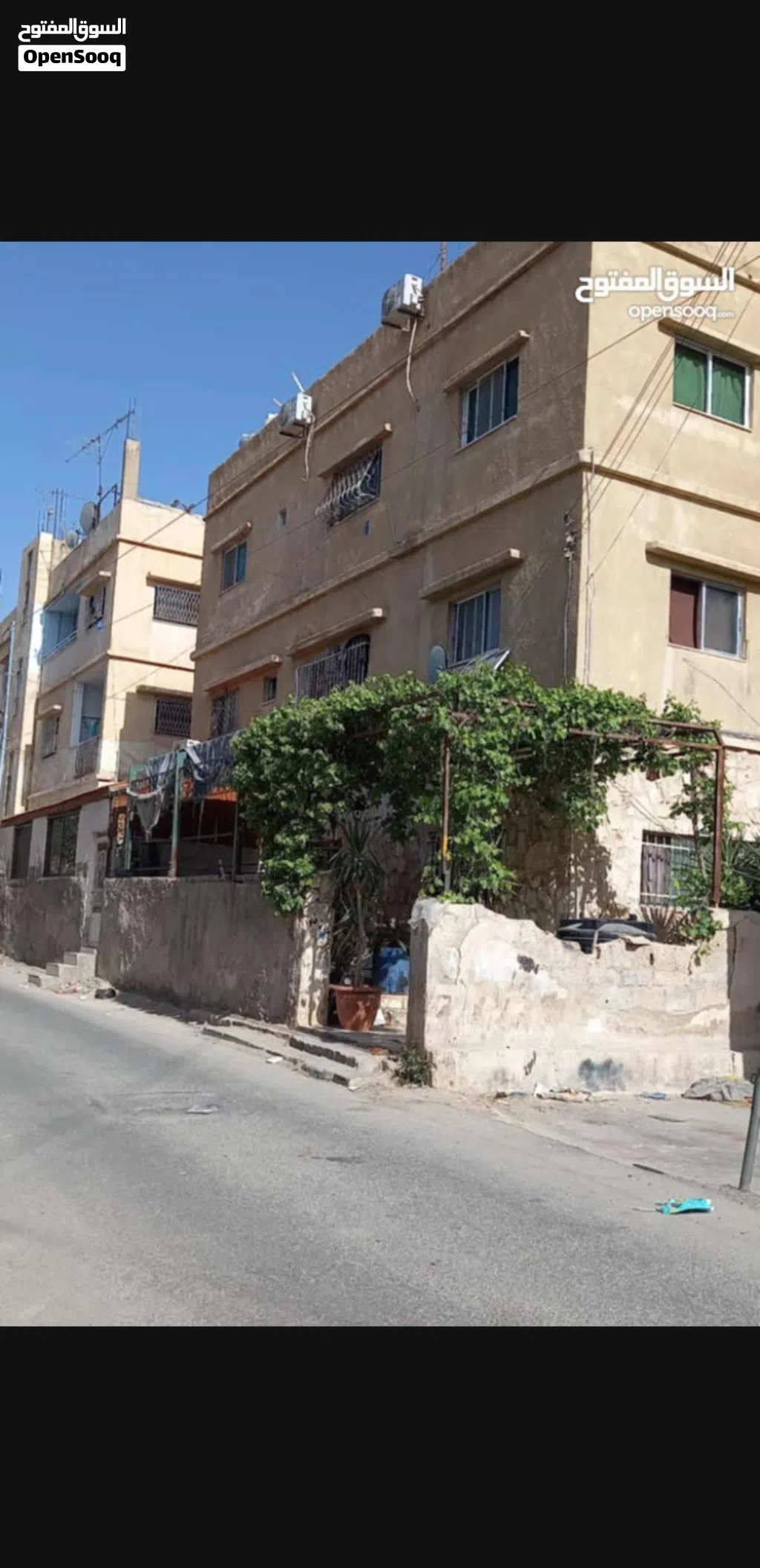 عمارة للبيع في الزرقاء الجديدة مكونة من ثلاث طوابق