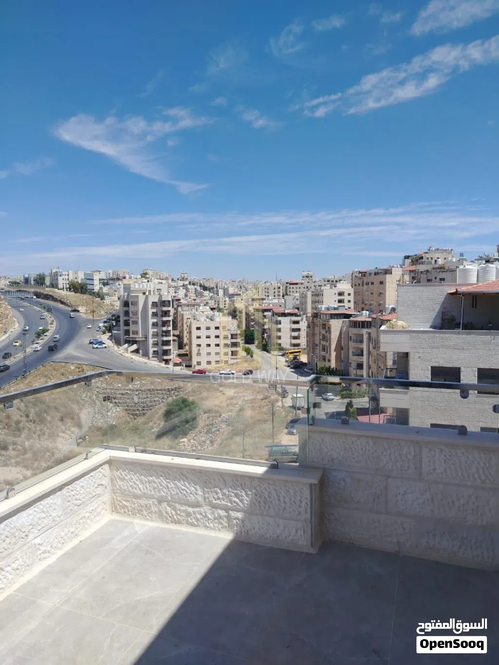 شقة اخير مع روف 190م في أجمل مناطق ربوة عبدون وبسعر مغري / ref 1384