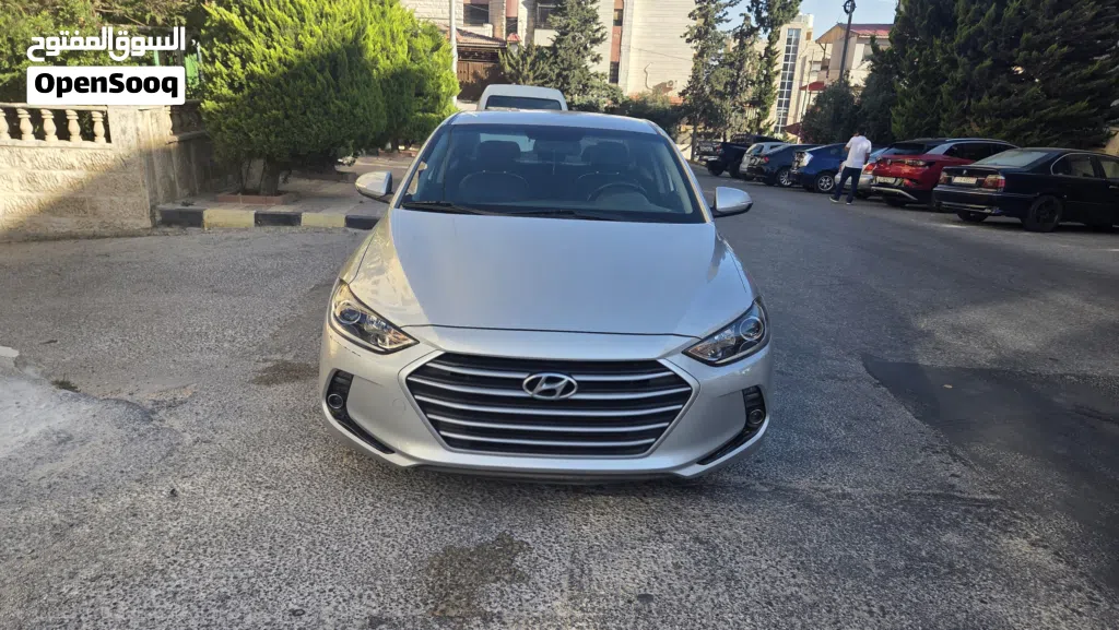هيونداي افانتي Standard