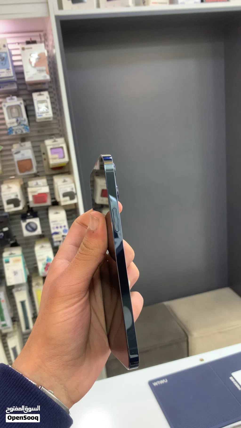 iPhone 12pro max 256g used بحالة الوكاله ومكفول كفاله خطيه من المحل