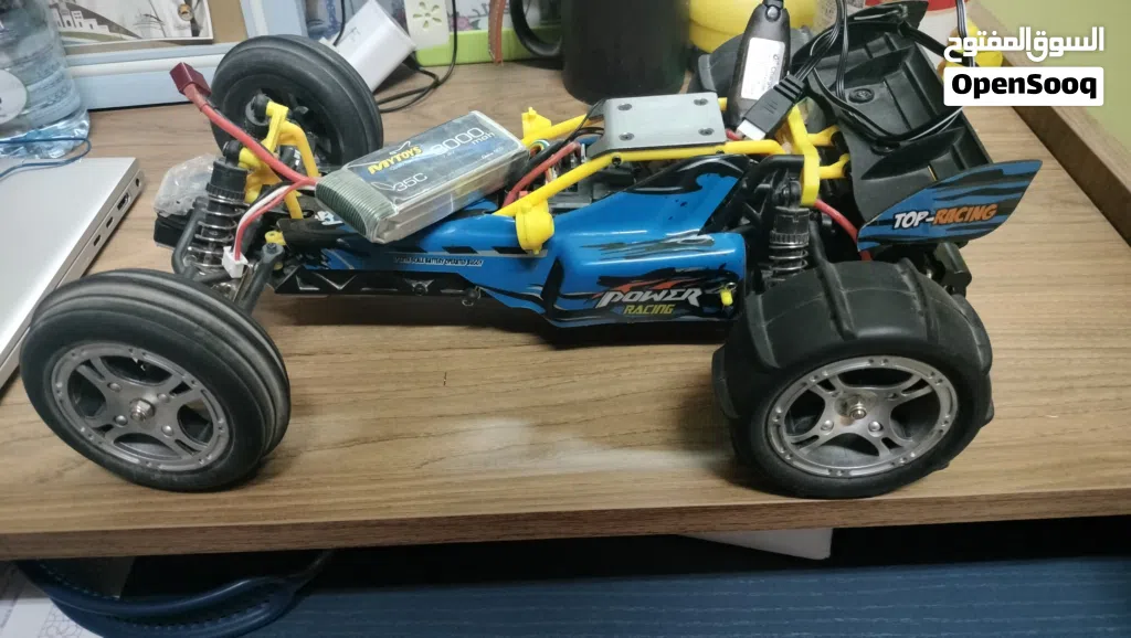 سيارة ريموت كنترول RC car