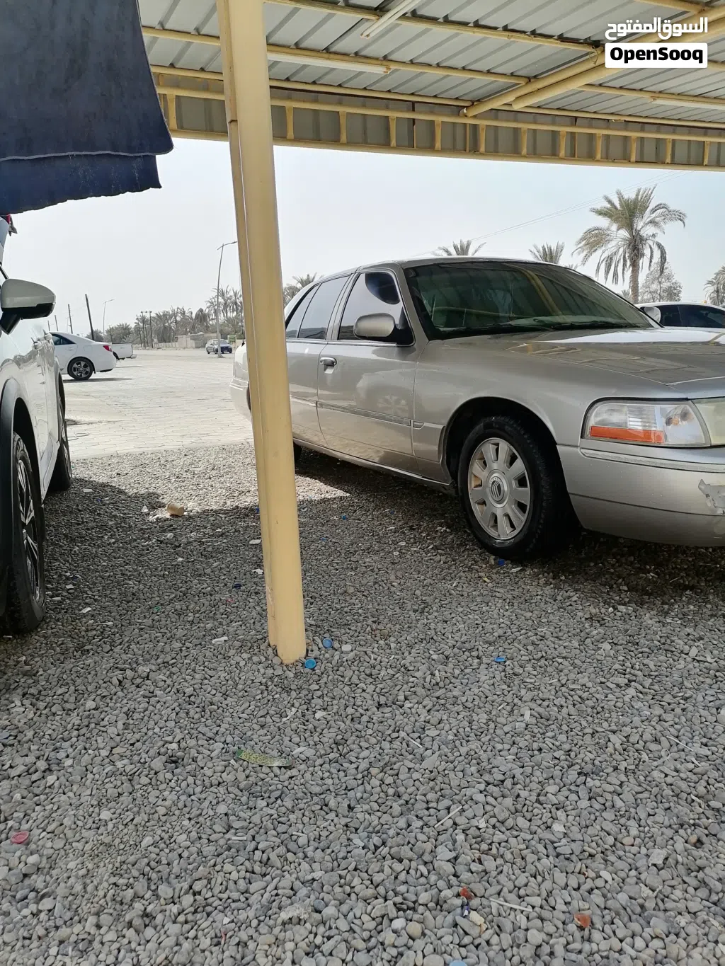 Ford Crown Victoria Base