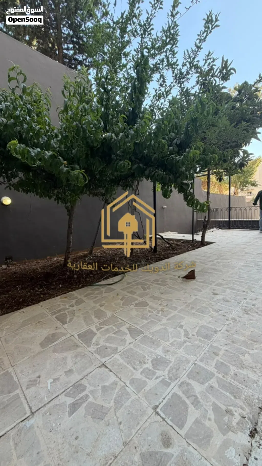 شقة * مميزة * 4نوم * ارضية * ترسات * موقع مميز * خلدا