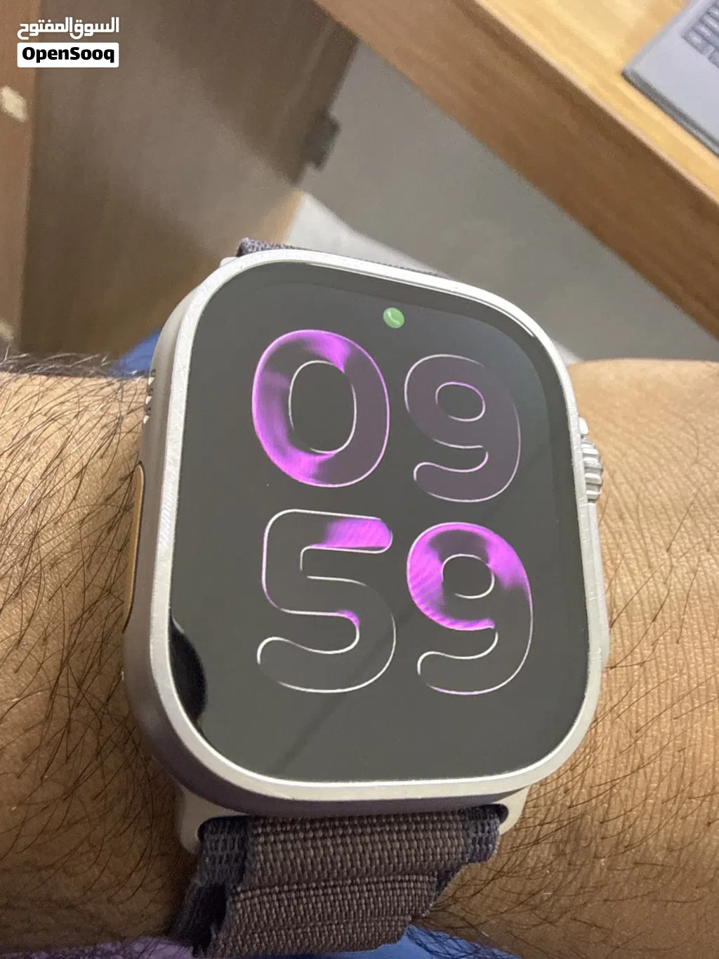 Apple Watch Ultra 2 (49mm Titanium)
