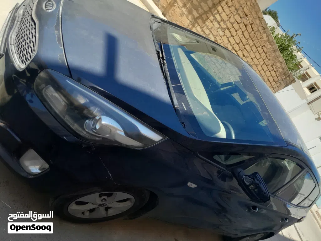 كيا كارينز Luxury