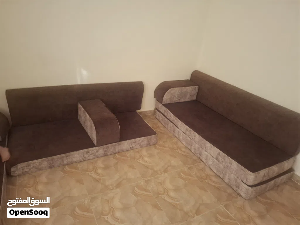 طقم مجلس عربي استخدام لمدة شهرين فقط