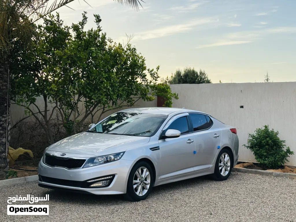 Kia K5 EX