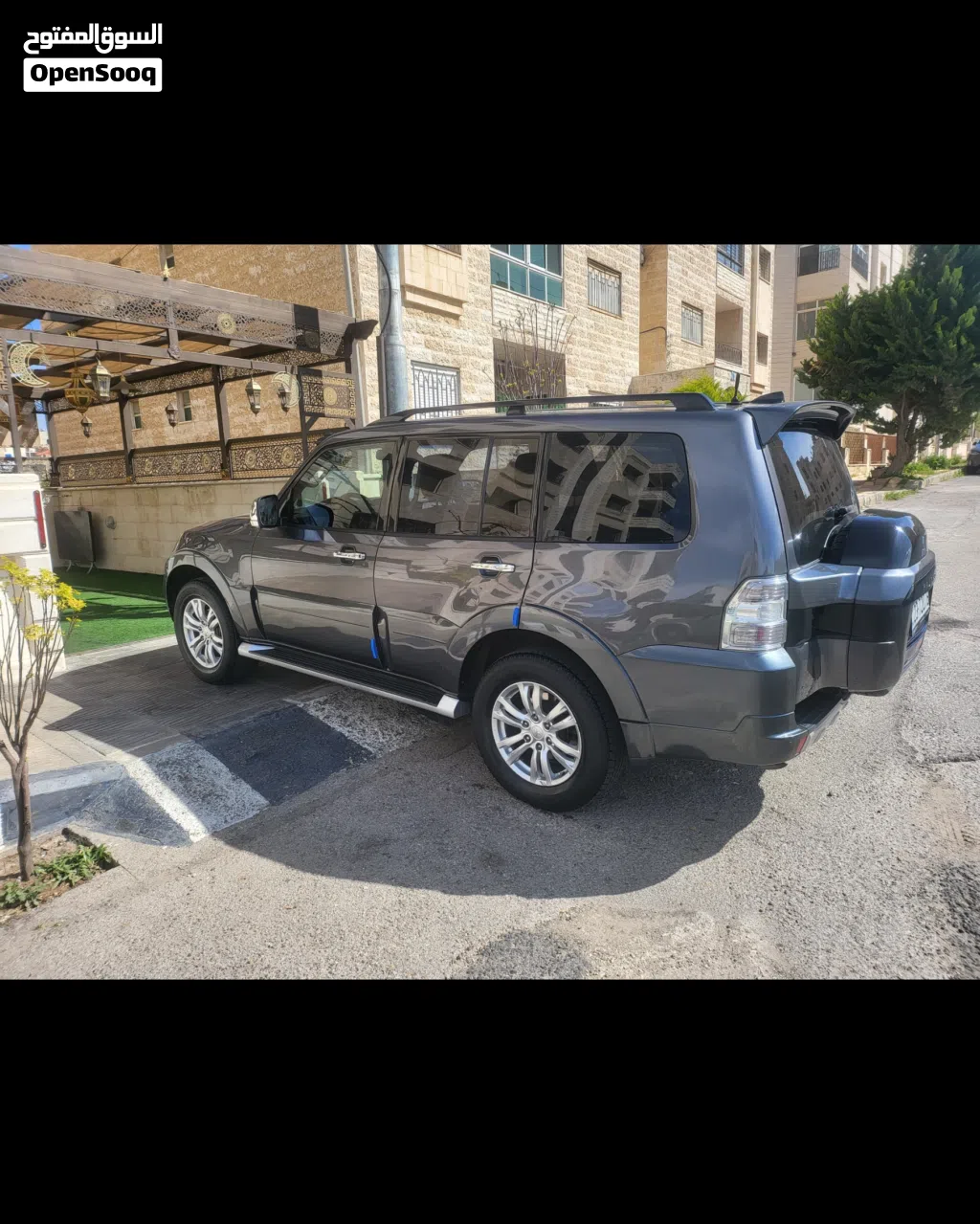 Mitsubishi Pajero GLS Plus