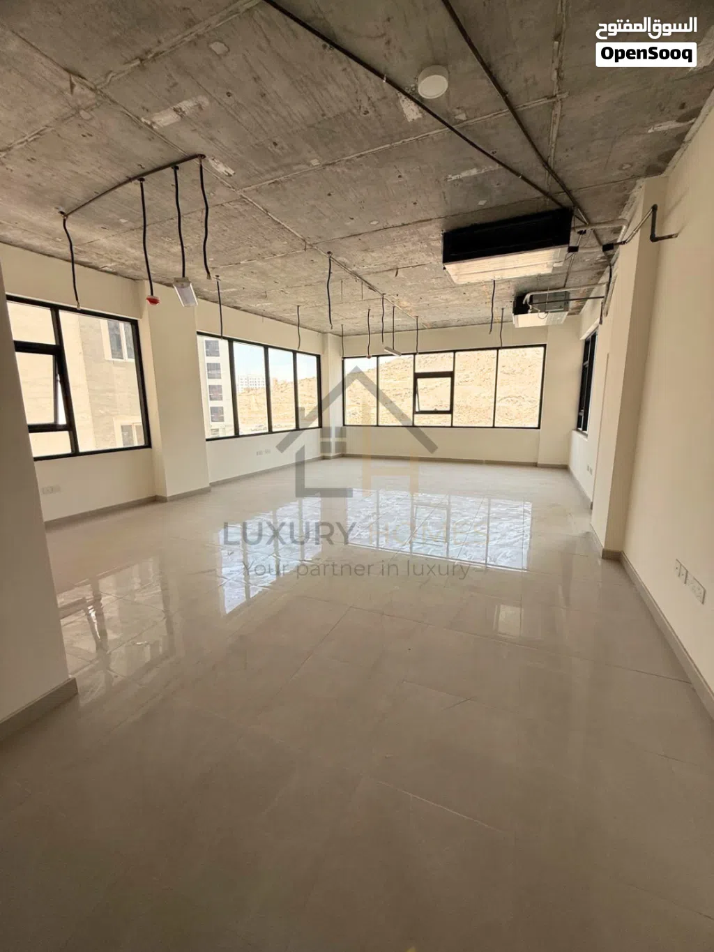 Offices For Rent in Bousher مكاتب للإيجار في بوشر