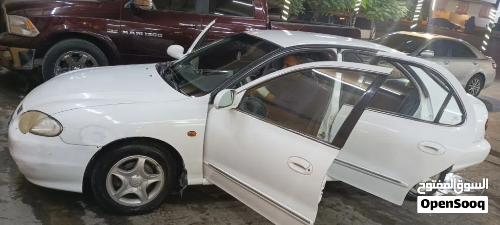 Hyundai Avante Limited