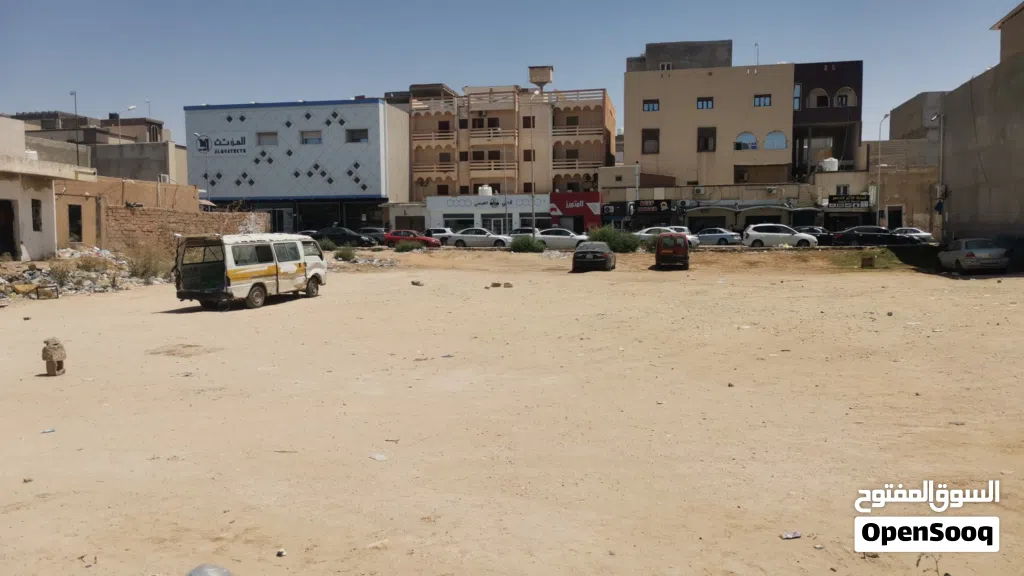 ارض تجارية على الرئيسي طريق قرقارش