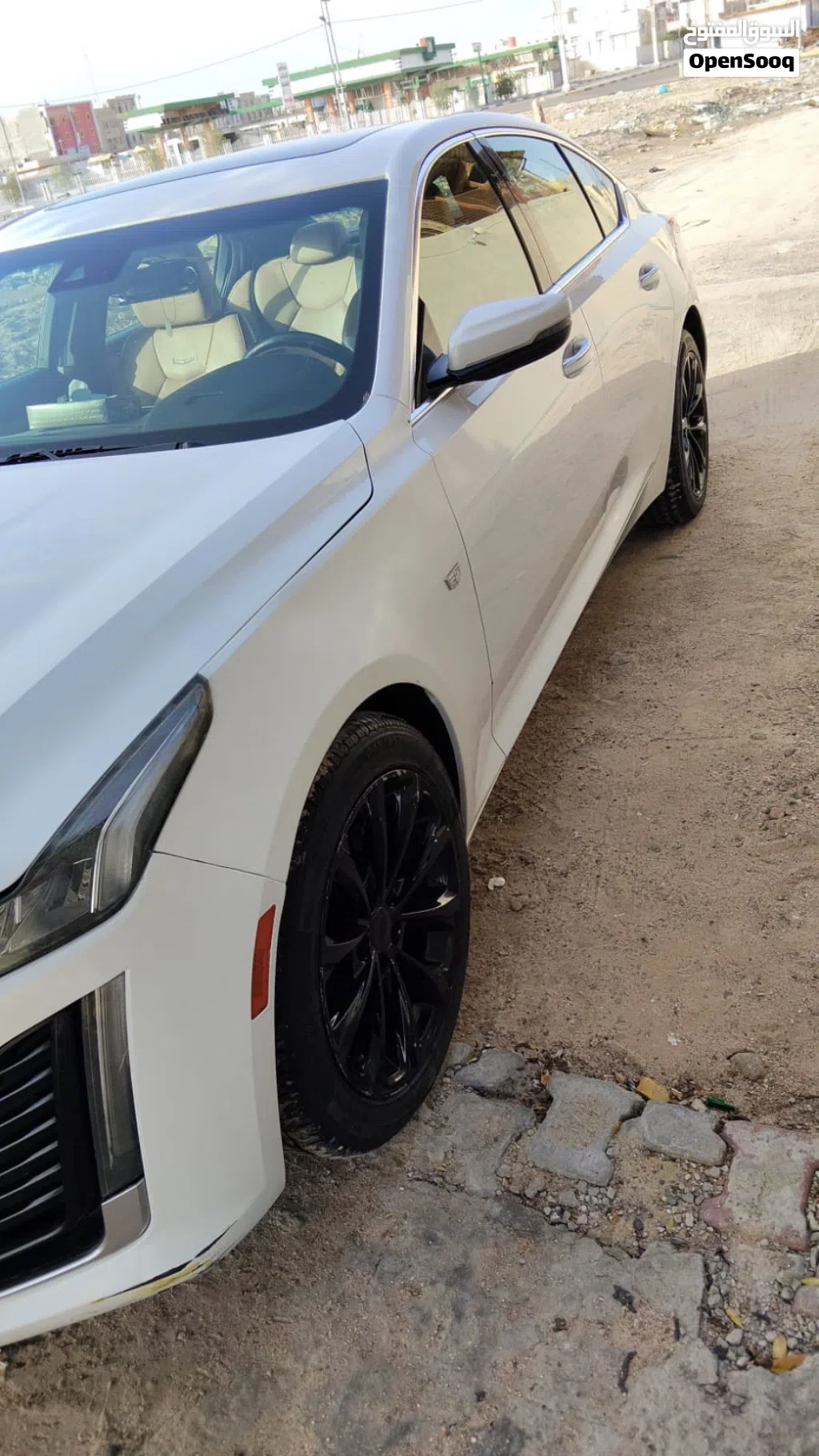 کادیلاک XT4 Luxury