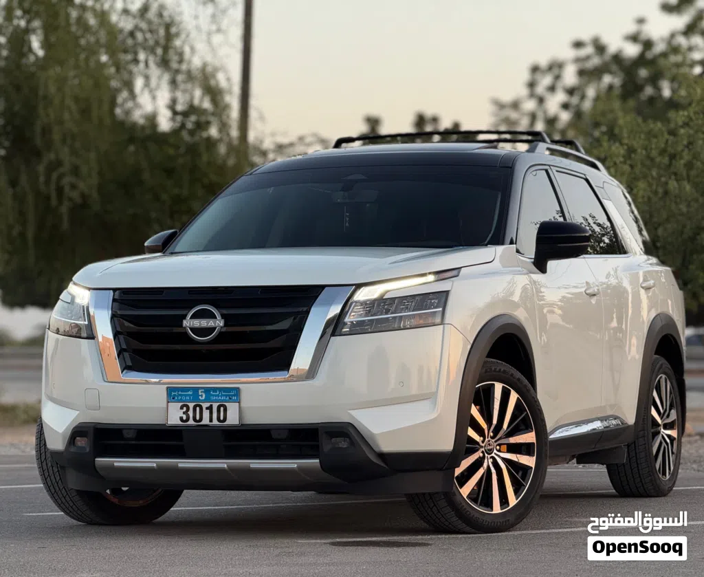 Nissan Pathfinder SL