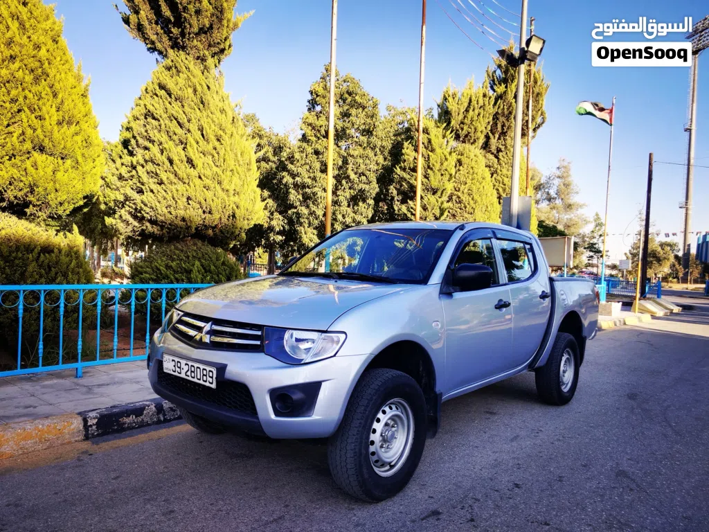 ميتسوبيشي L200 Standard
