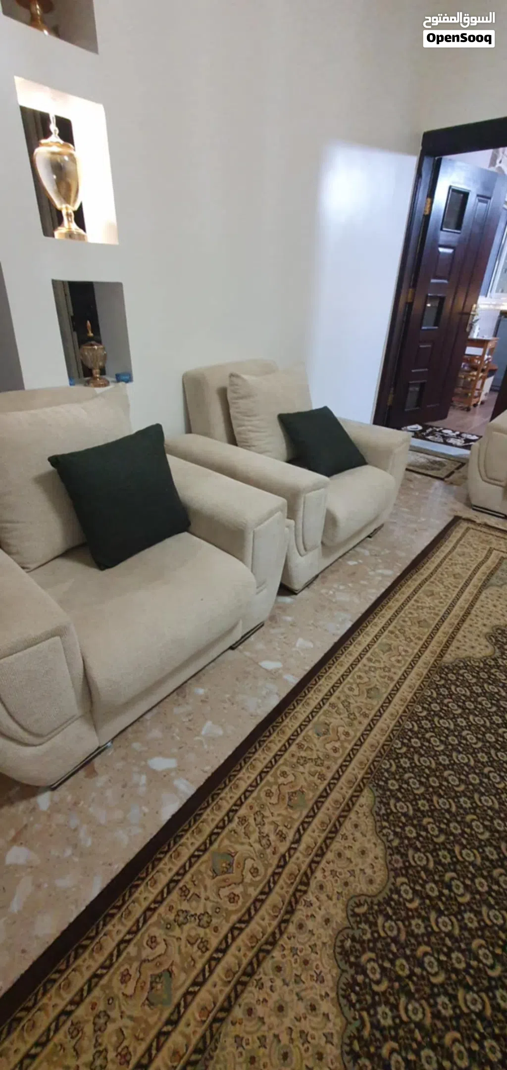 صالون تركي كنبتين و كرسييين استعمال جديد