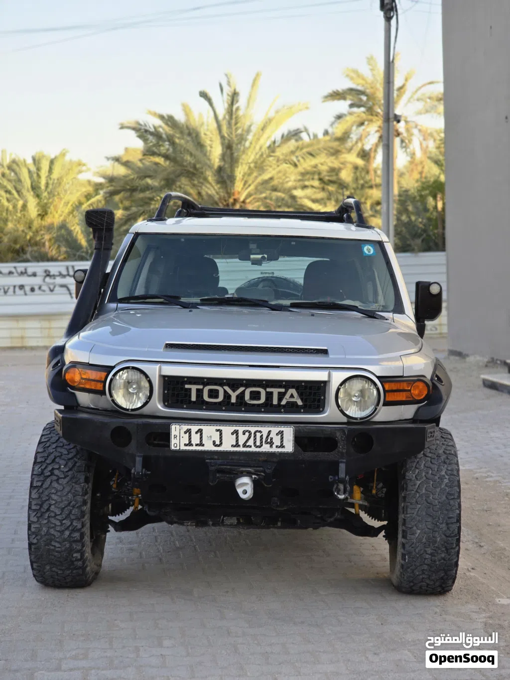 تۆیۆتا FJ Top
