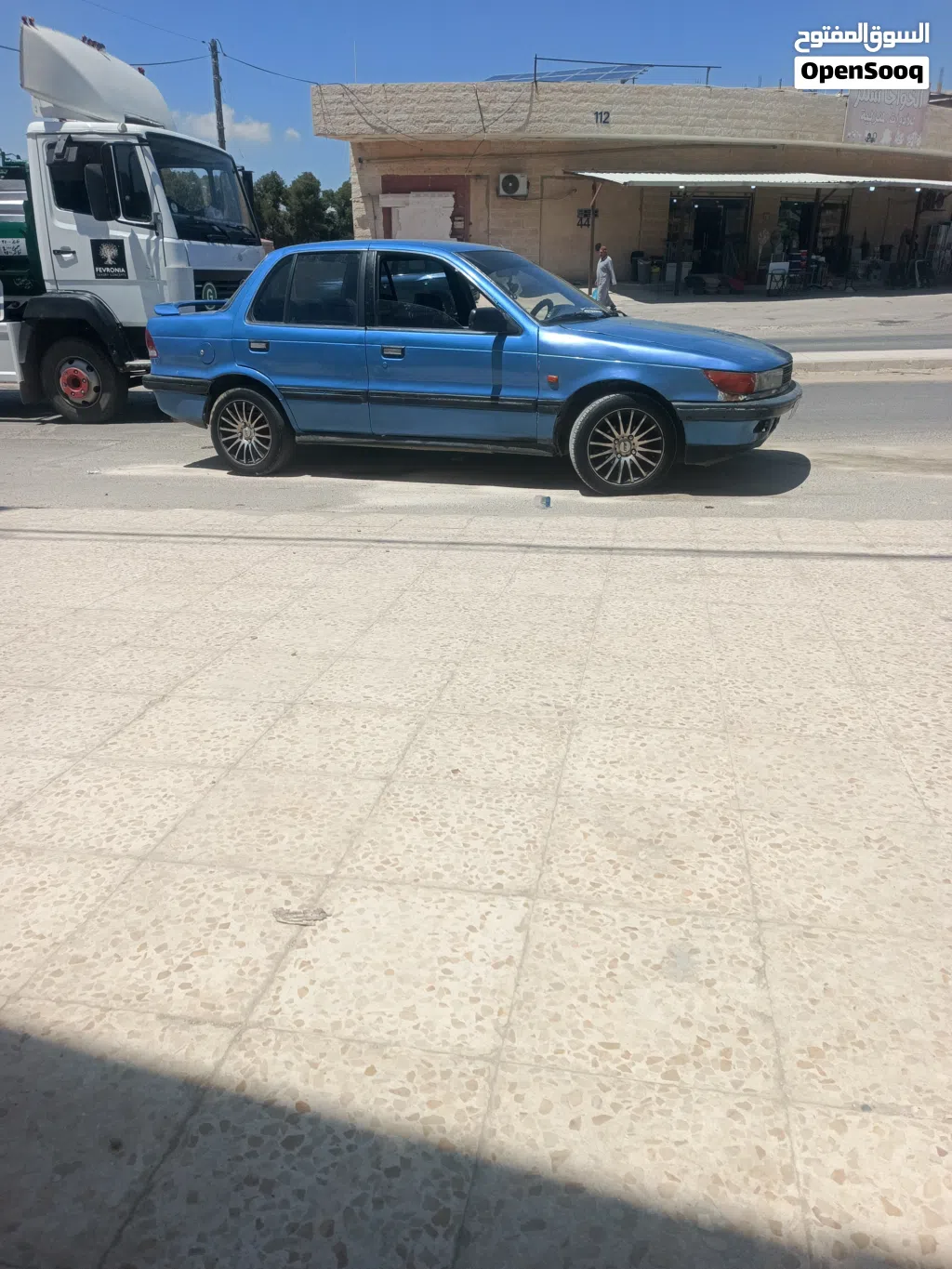 Mitsubishi Lancer ES