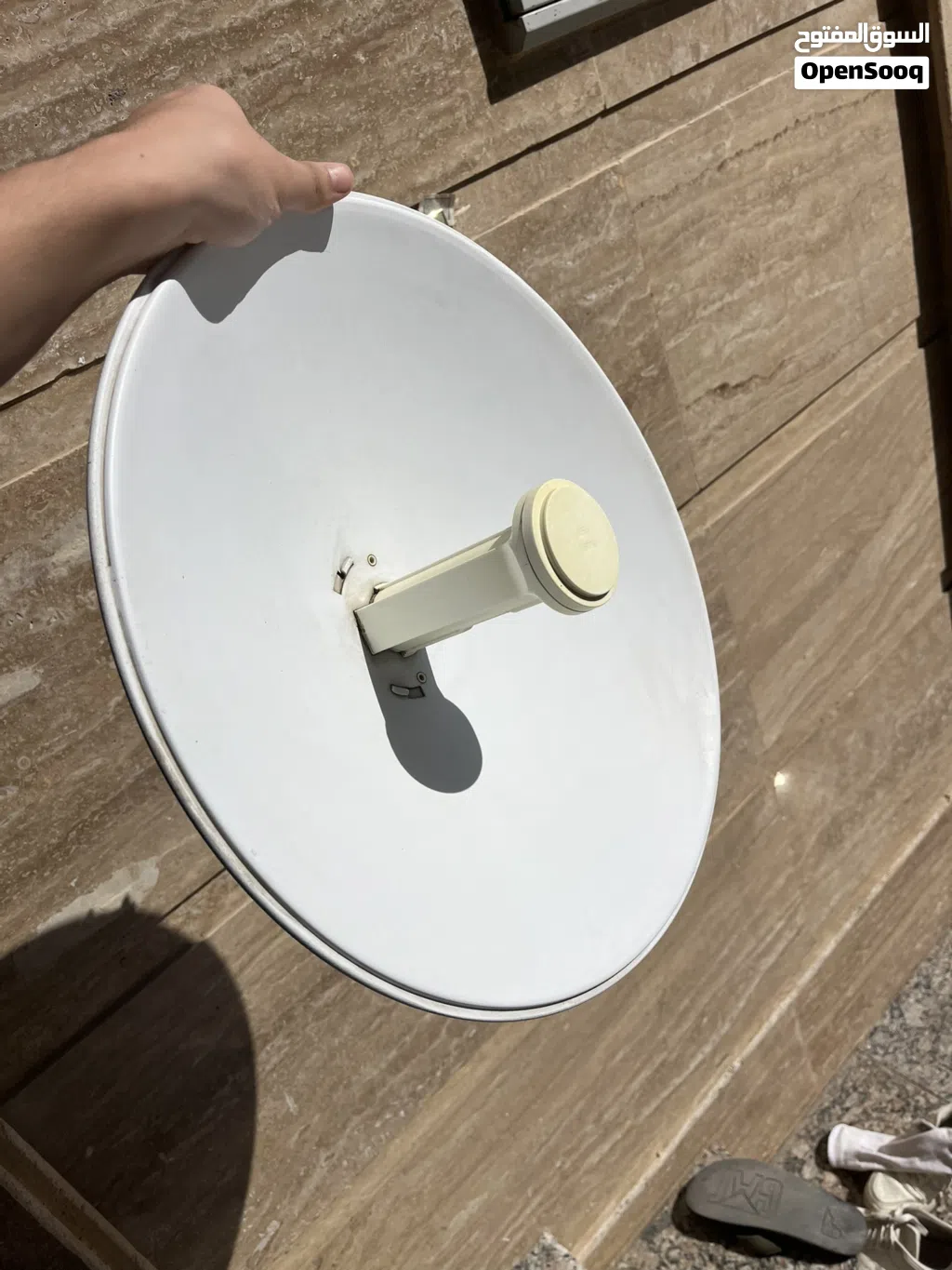 للبيع راوتر مع نانو كامل ملحقات وبلكات