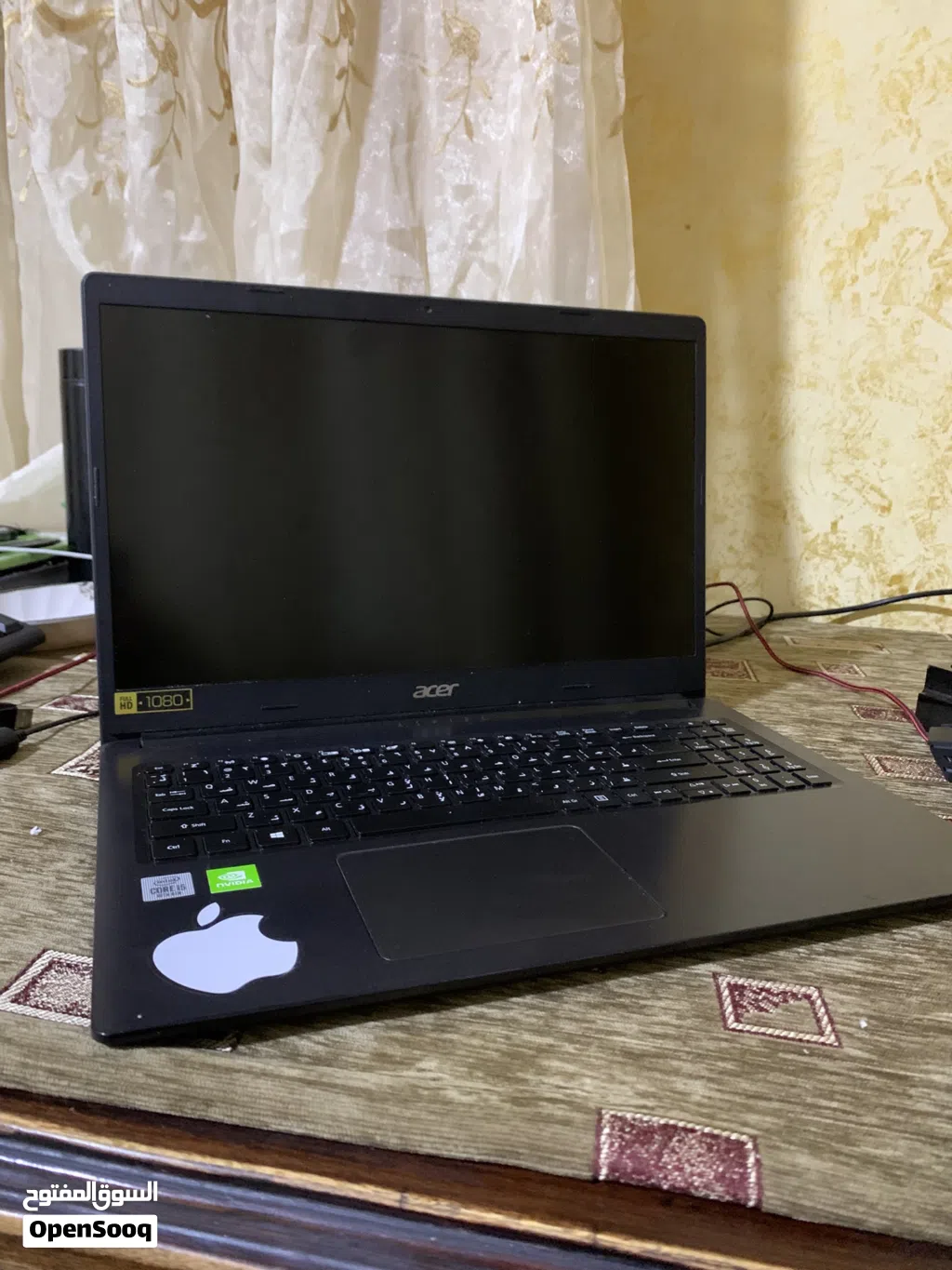 لابتوب ايسر بمواصفات ممتازة وقويه وبحاله جيده بحاجه