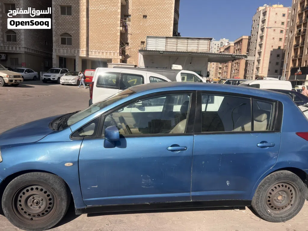 Nissan Tiida