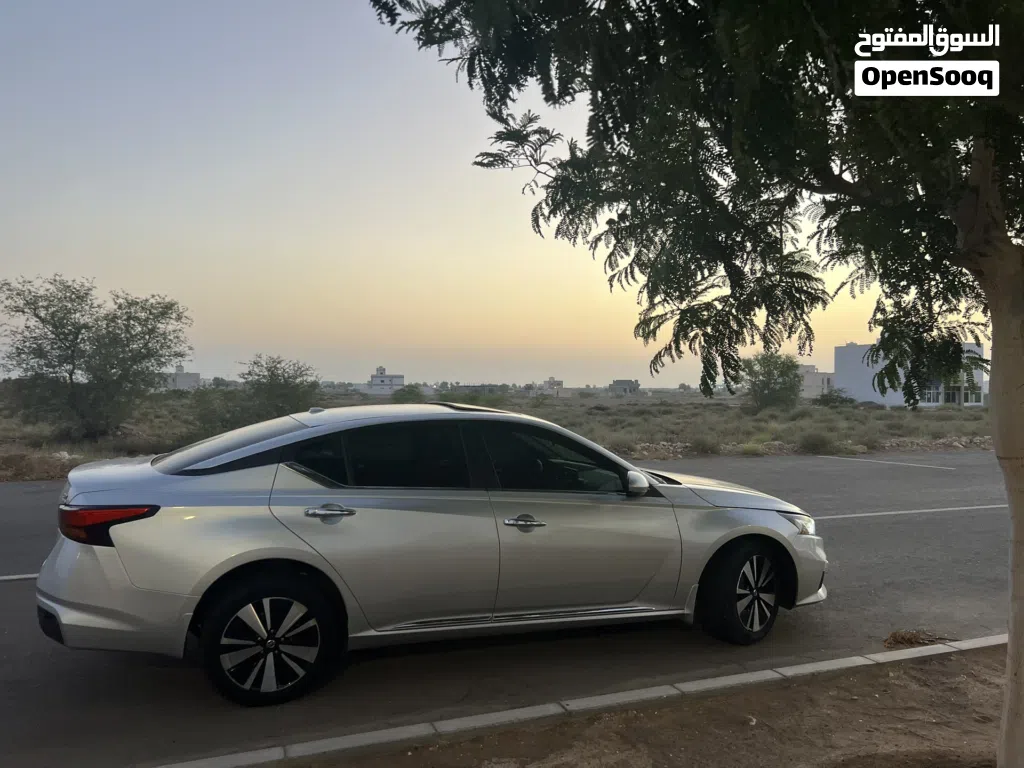 Nissan Altima SV