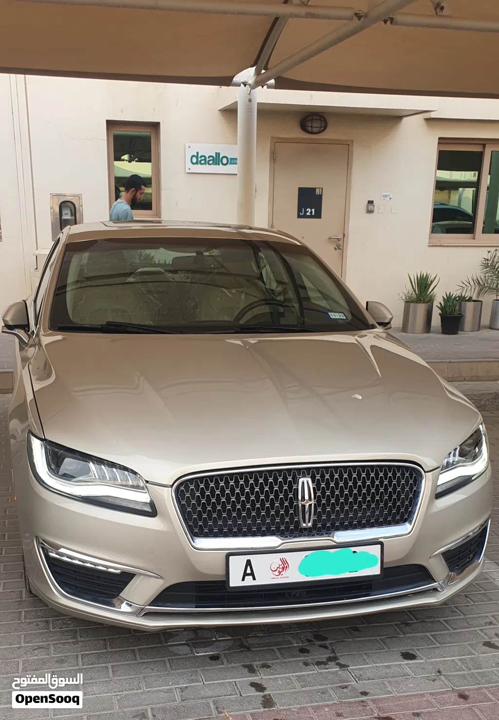 Lincoln MKZ Standard