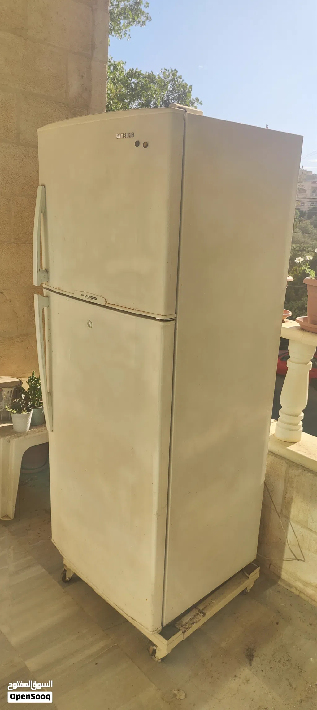 ثلاجة سامسونج مع فريزر للبيع