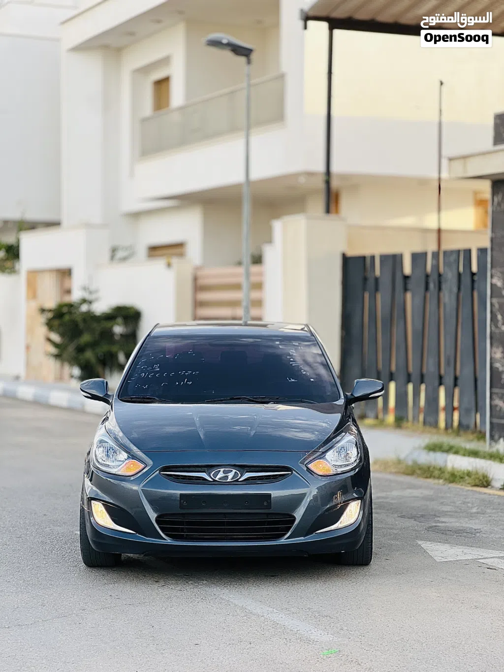 Hyundai Accent Standard