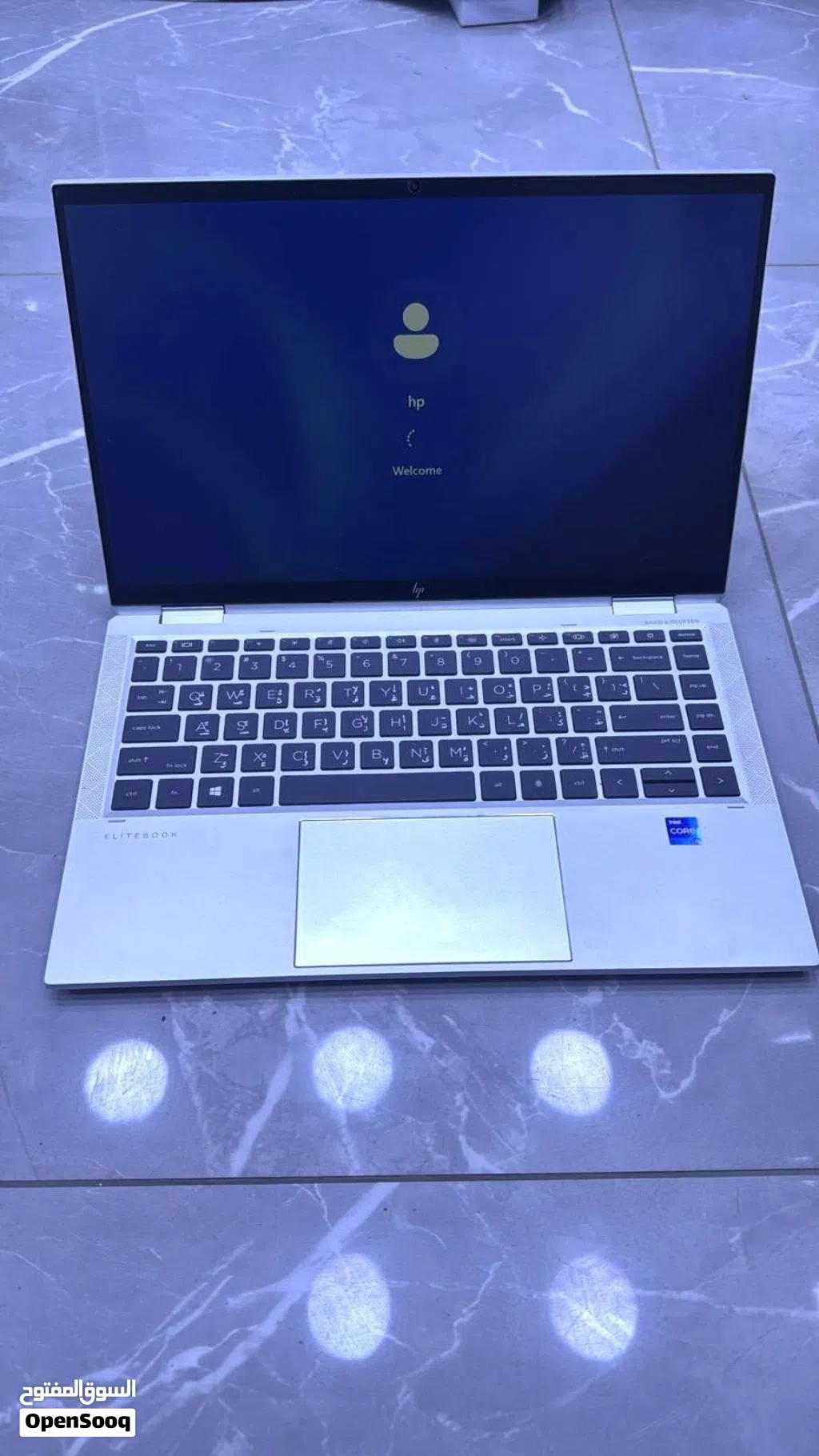 للبيعHP ELITEBOOK 1040 x360 بحالة ممتازة كالجديد