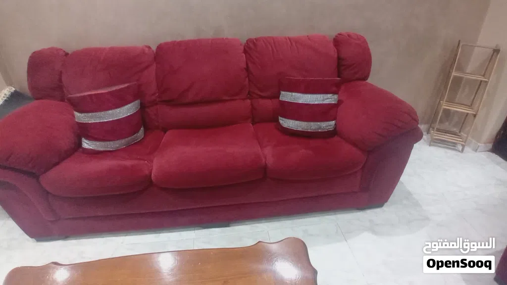 طقم كنب دب للبيع