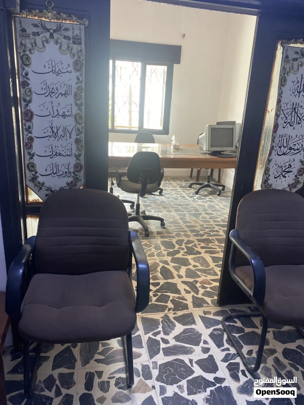 مركز ثقافي للبيع لعدم التفرغ