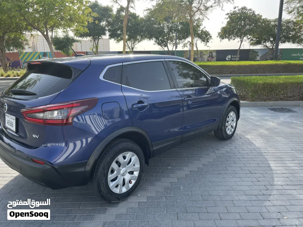 نيسان روج SV