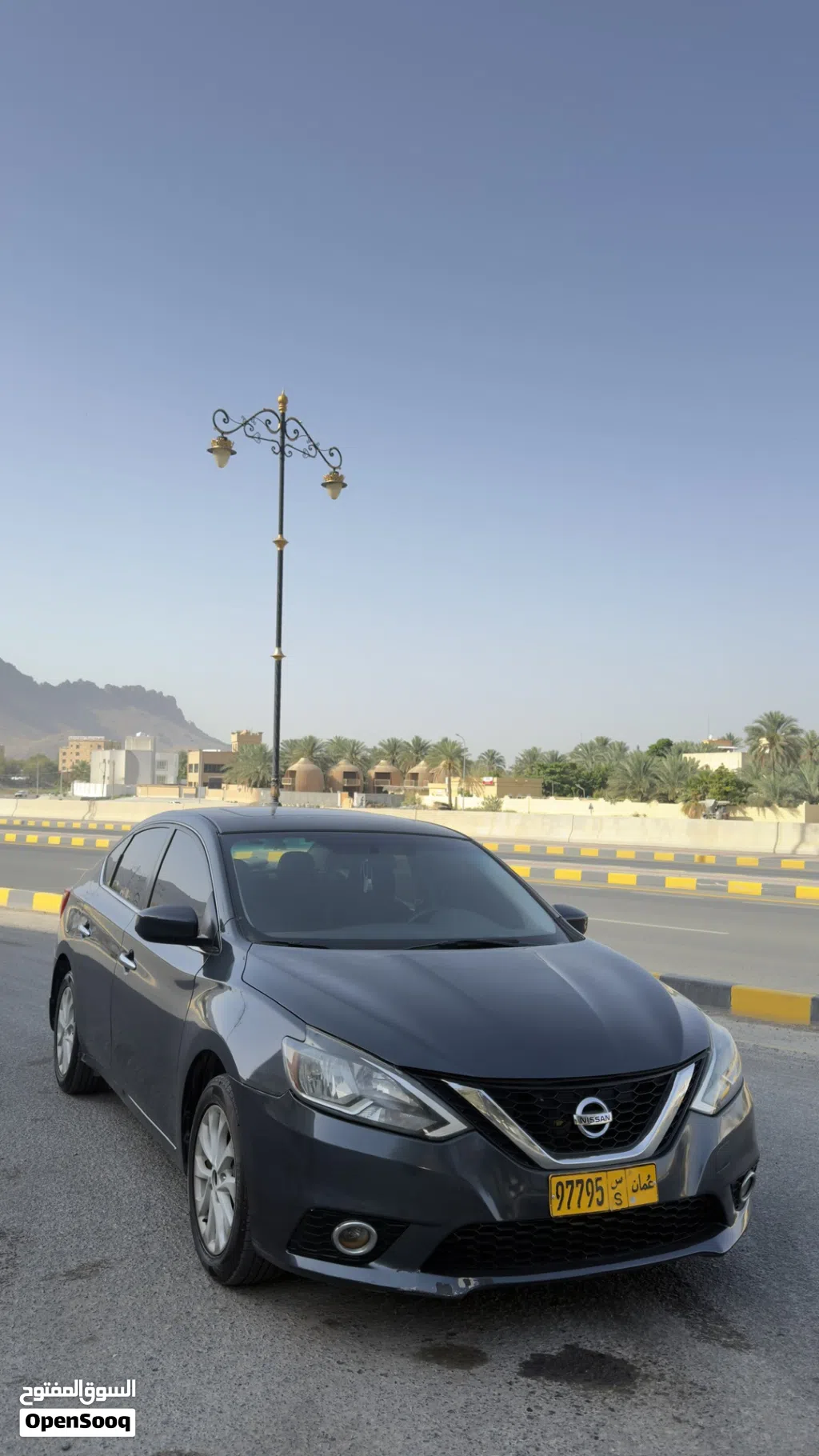نيسان سنترا SV