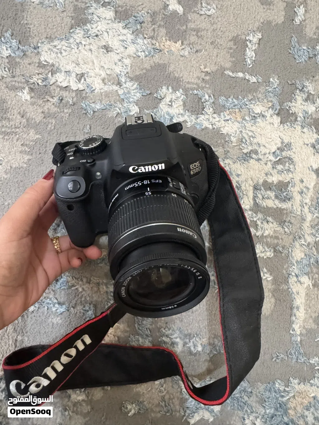 كاميرا كانون Canon 650D شبه جديدة تماماً 700 درلار قابل للتفاوض