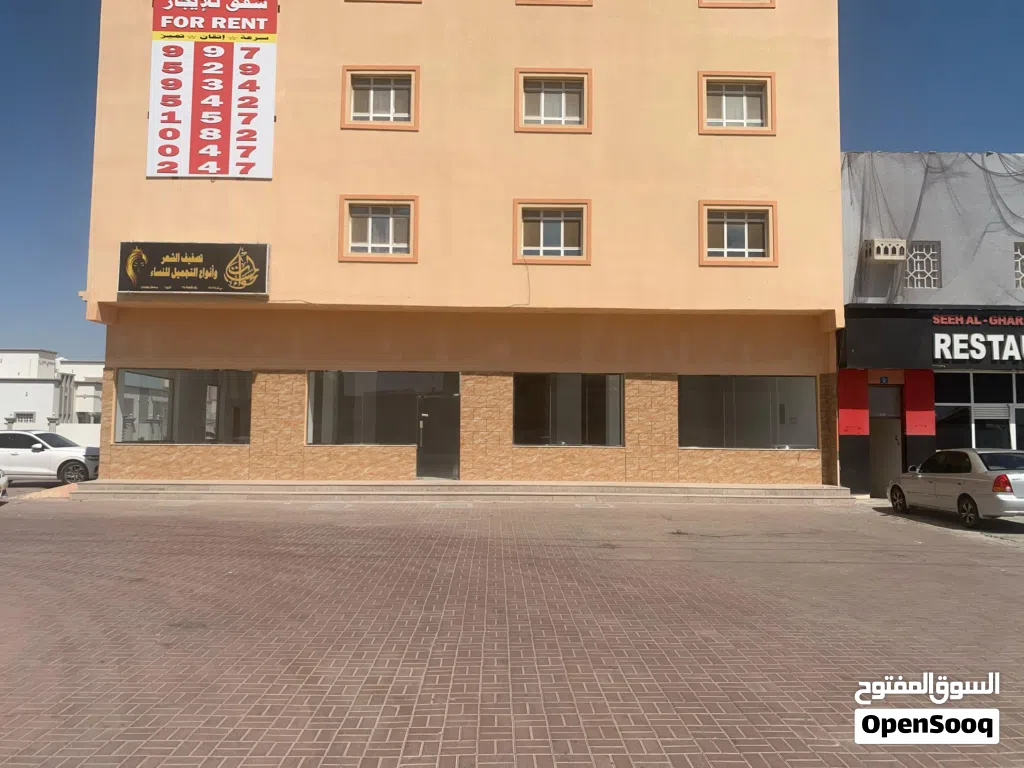 معرض للإيجار صحار شارع الملتقي - Showroom for rent, Sohar, Al-Multaqa Street
