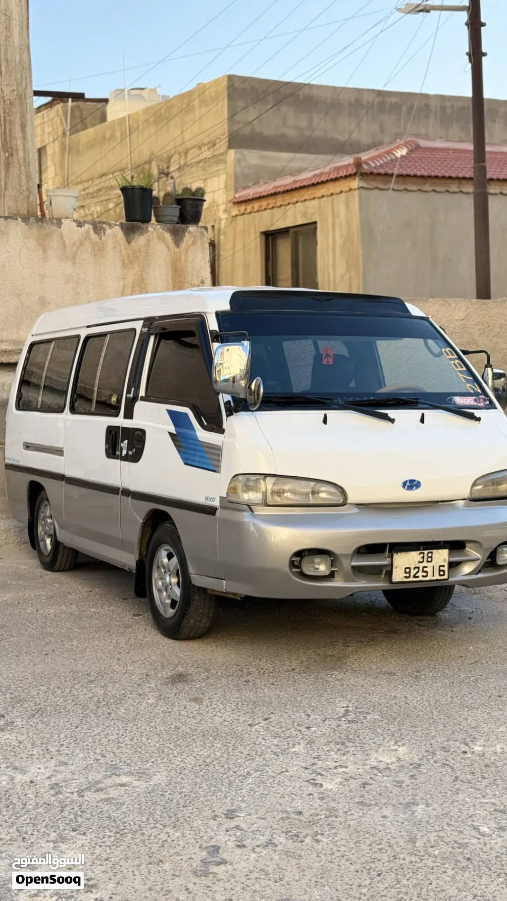 هيونداي H 100