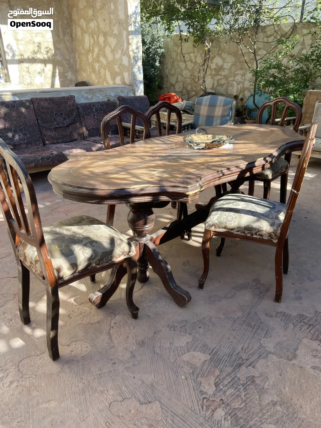 طاولة سفرة